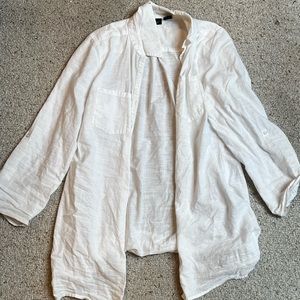 Apt 9 woman’s size medium white cotton button down